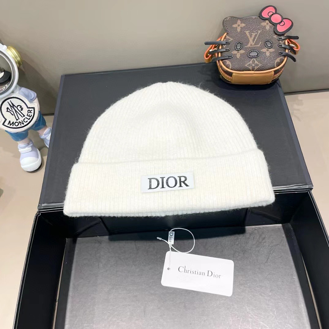 迪奥Dior️兔毛毛线帽女秋冬韩版百搭日系保暖针织帽ins潮牌加厚护耳冷帽子