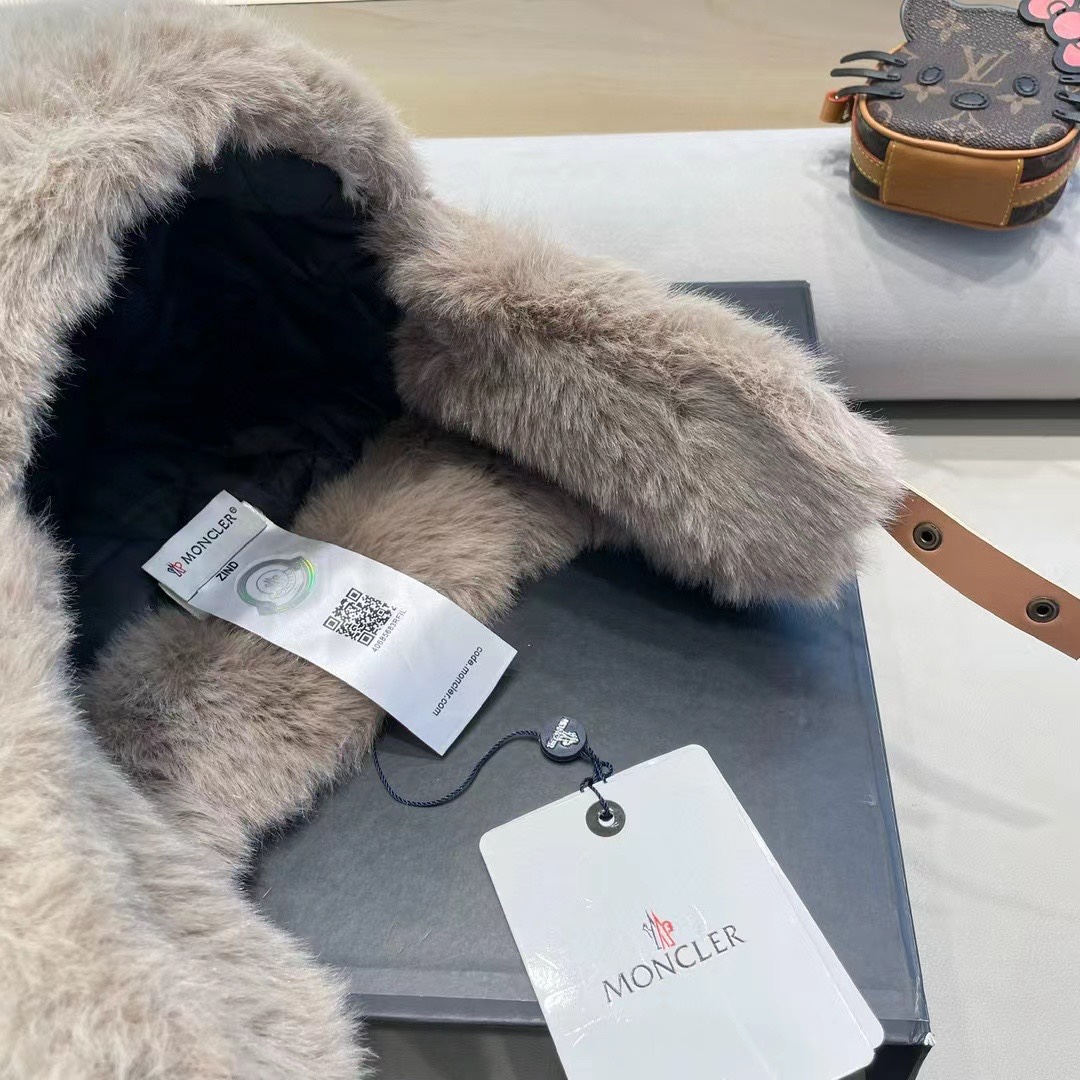  moncler韩版PU皮质复古飞行员雷锋帽子女秋冬季保暖毛绒加厚骑车护耳帽男