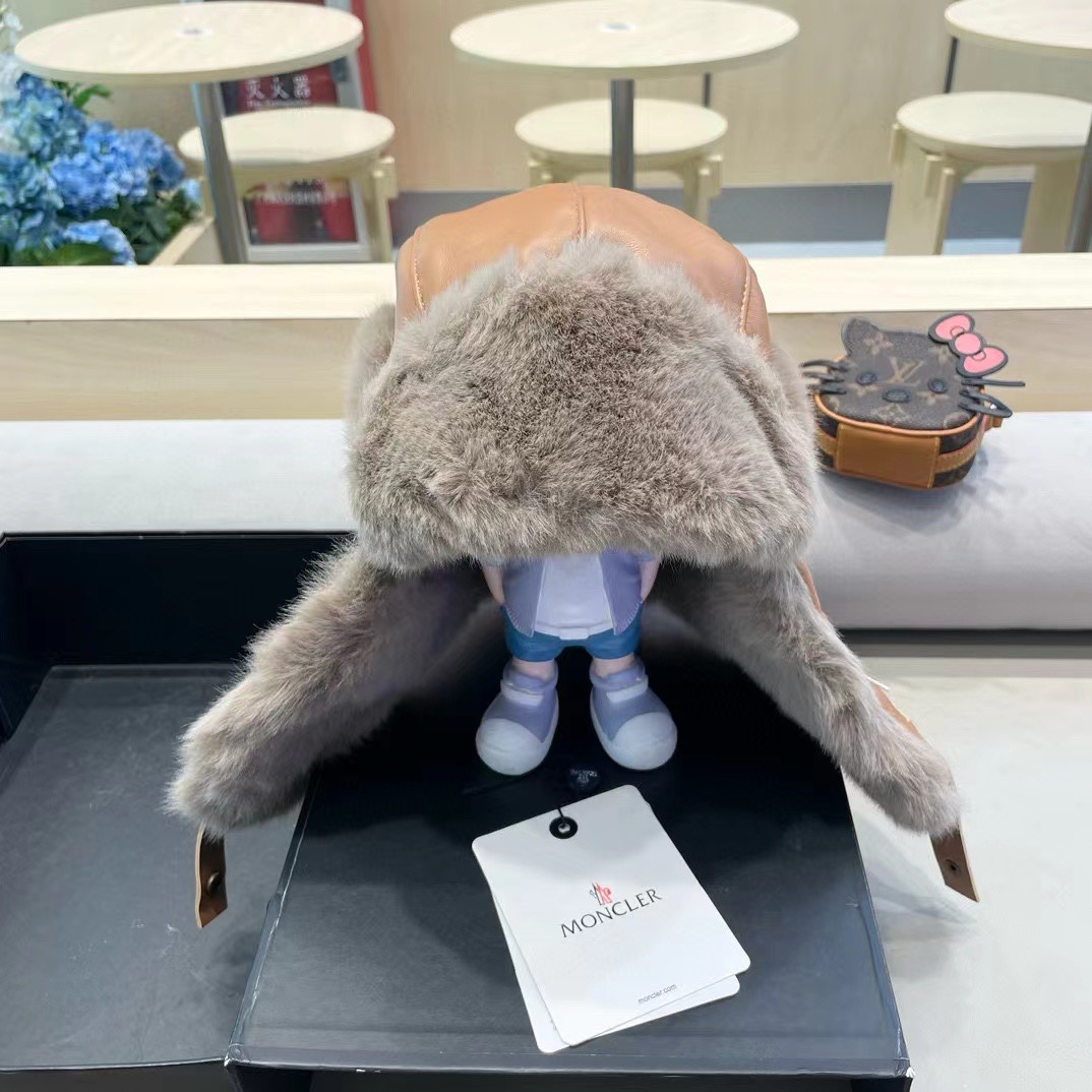  moncler韩版PU皮质复古飞行员雷锋帽子女秋冬季保暖毛绒加厚骑车护耳帽男