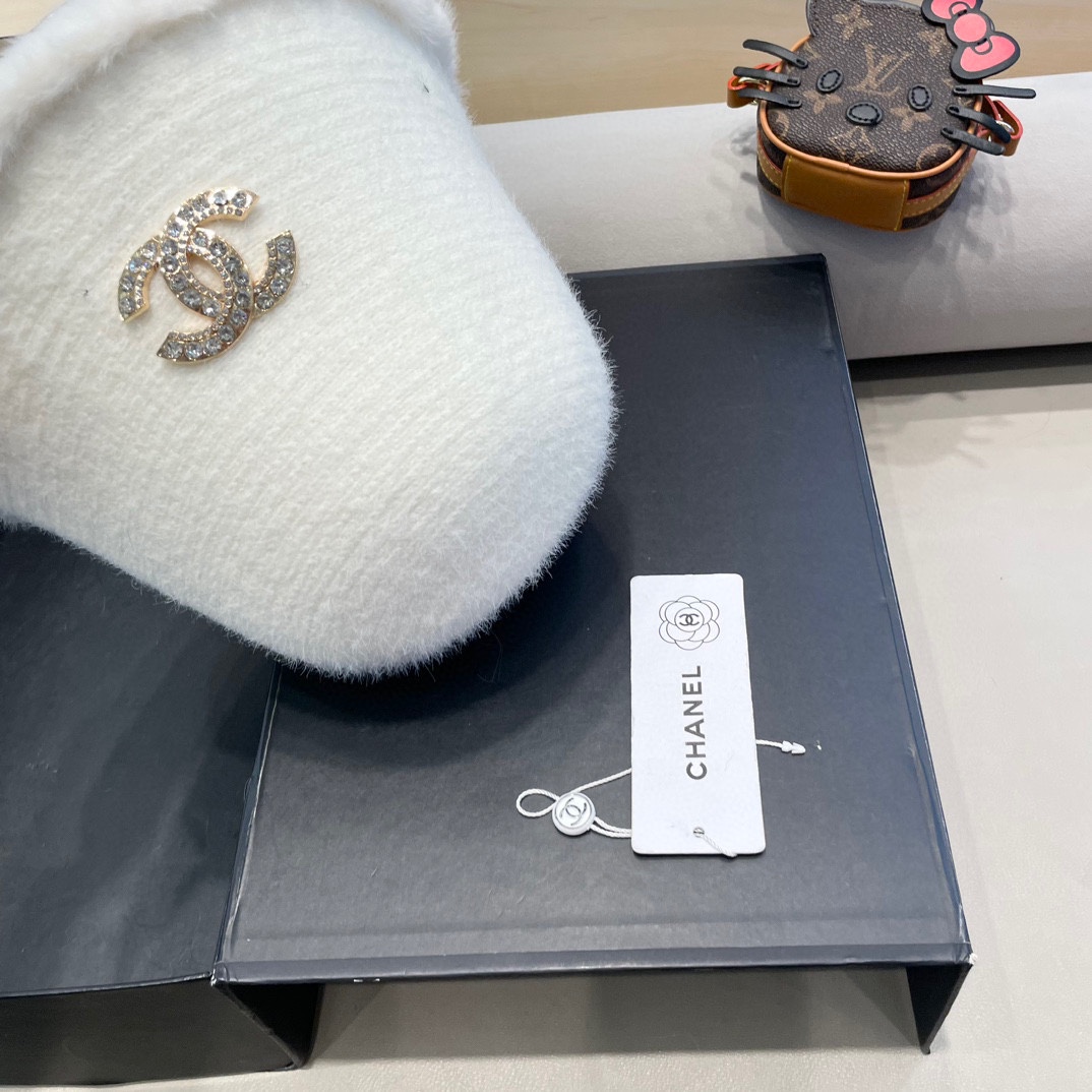 Chanel香奈儿简约毛绒针织渔夫帽子女秋冬素颜休闲百搭盆帽保暖水桶帽
