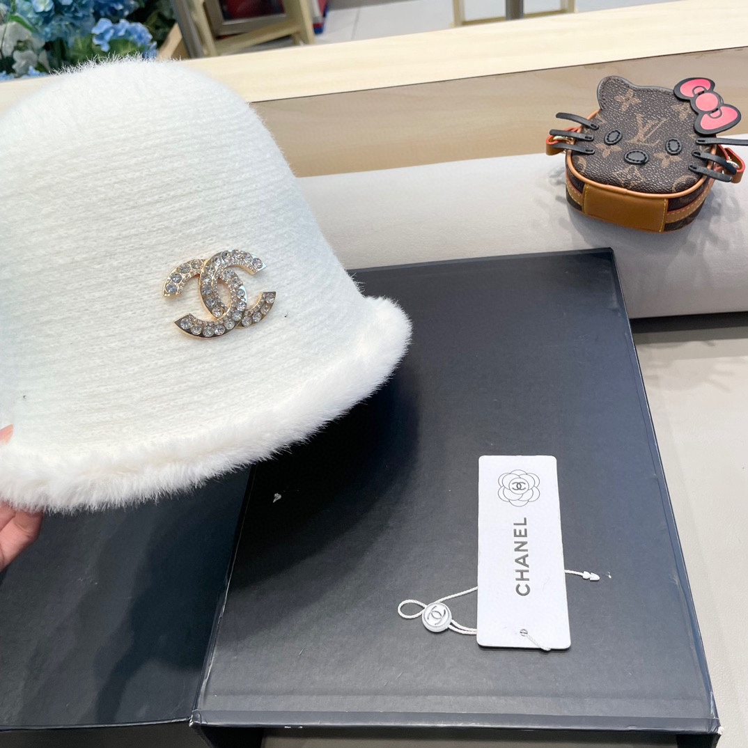 Chanel香奈儿简约毛绒针织渔夫帽子女秋冬素颜休闲百搭盆帽保暖水桶帽