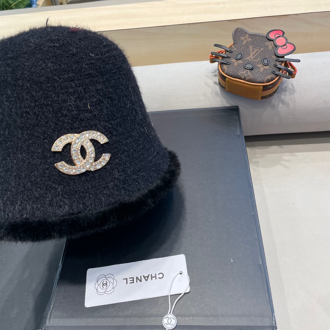 Chanel香奈儿简约毛绒针织渔夫帽子女秋冬素颜休闲百搭盆帽保暖水桶帽