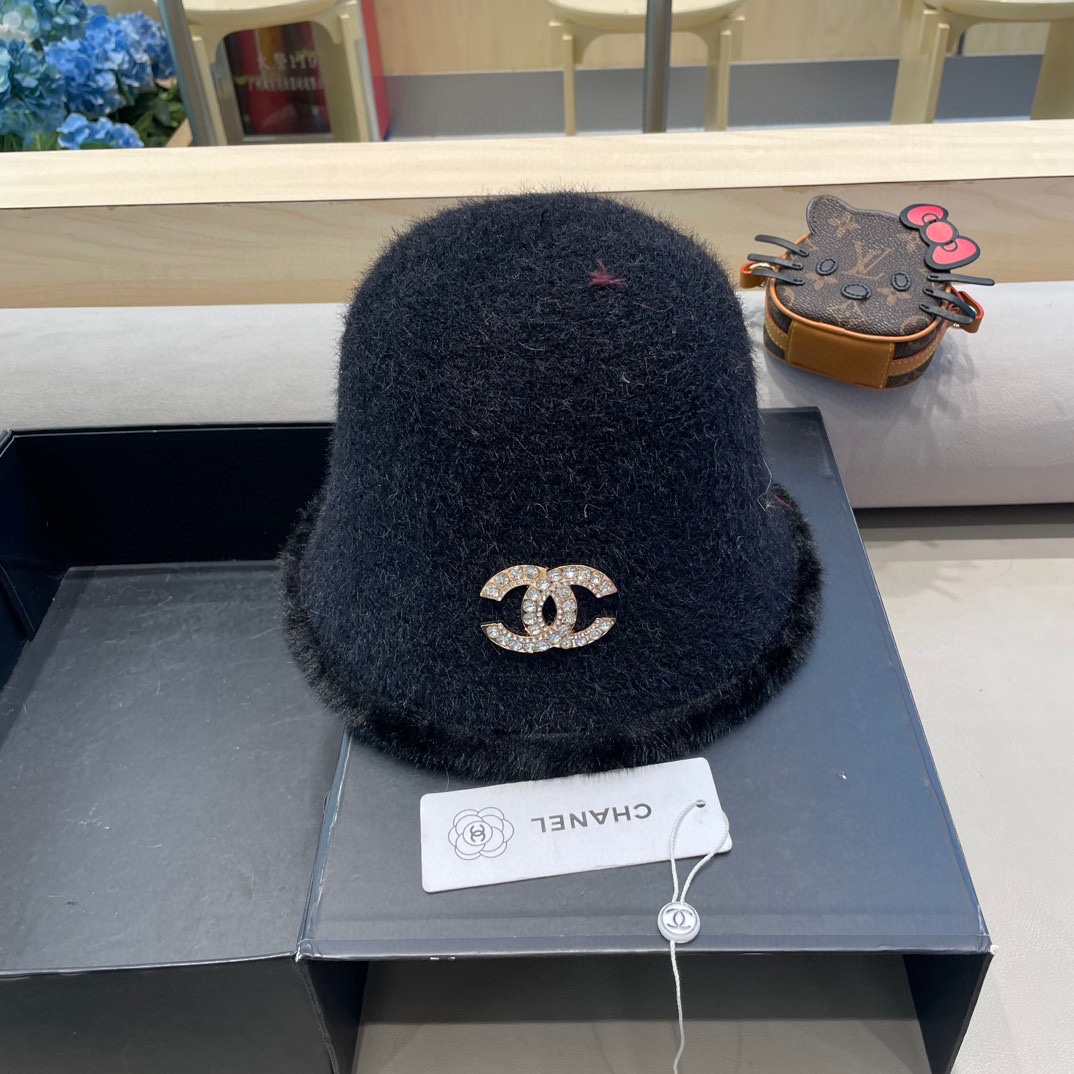 Chanel香奈儿简约毛绒针织渔夫帽子女秋冬素颜休闲百搭盆帽保暖水桶帽