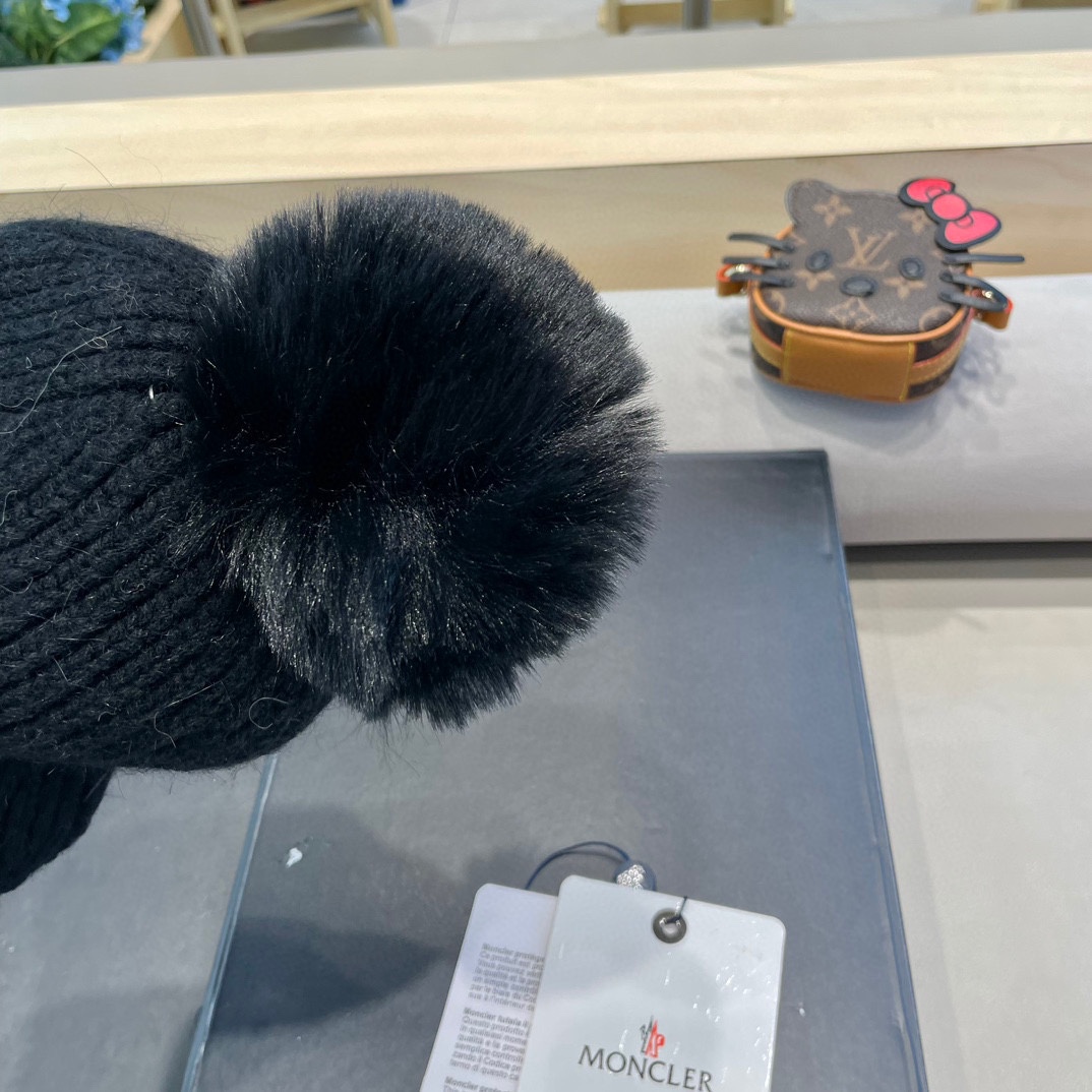 MONCLER蒙口2024早秋简约针织毛线帽毛绒材质非常百搭