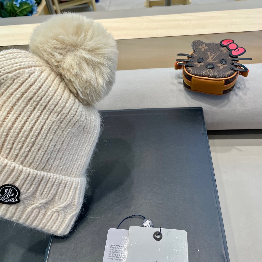 MONCLER蒙口2024早秋简约针织毛线帽毛绒材质非常百搭