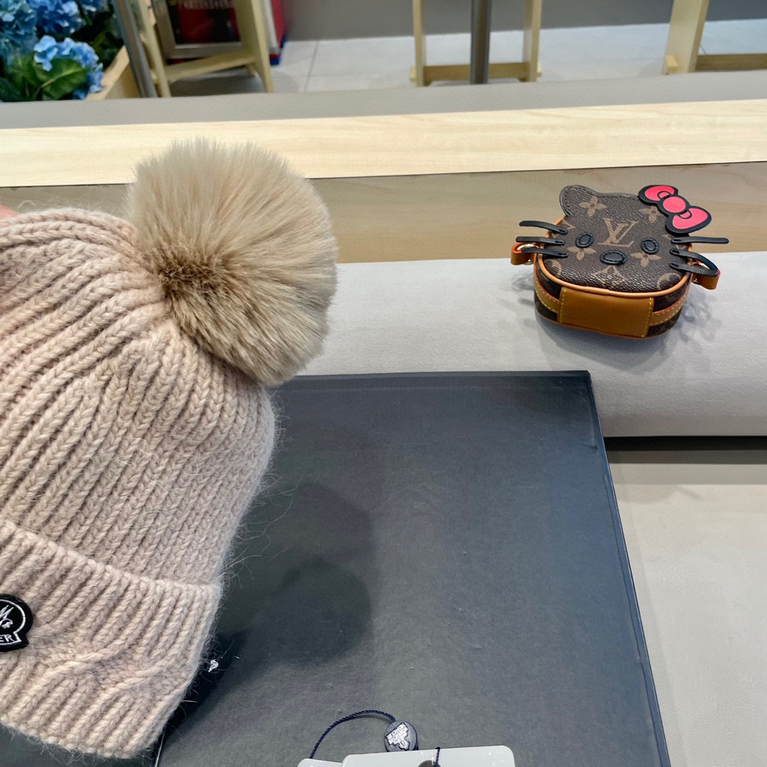 MONCLER蒙口2024早秋简约针织毛线帽毛绒材质非常百搭