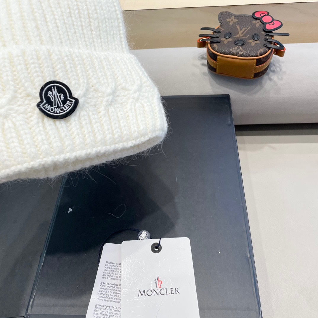 MONCLER蒙口2024早秋简约针织毛线帽毛绒材质非常百搭