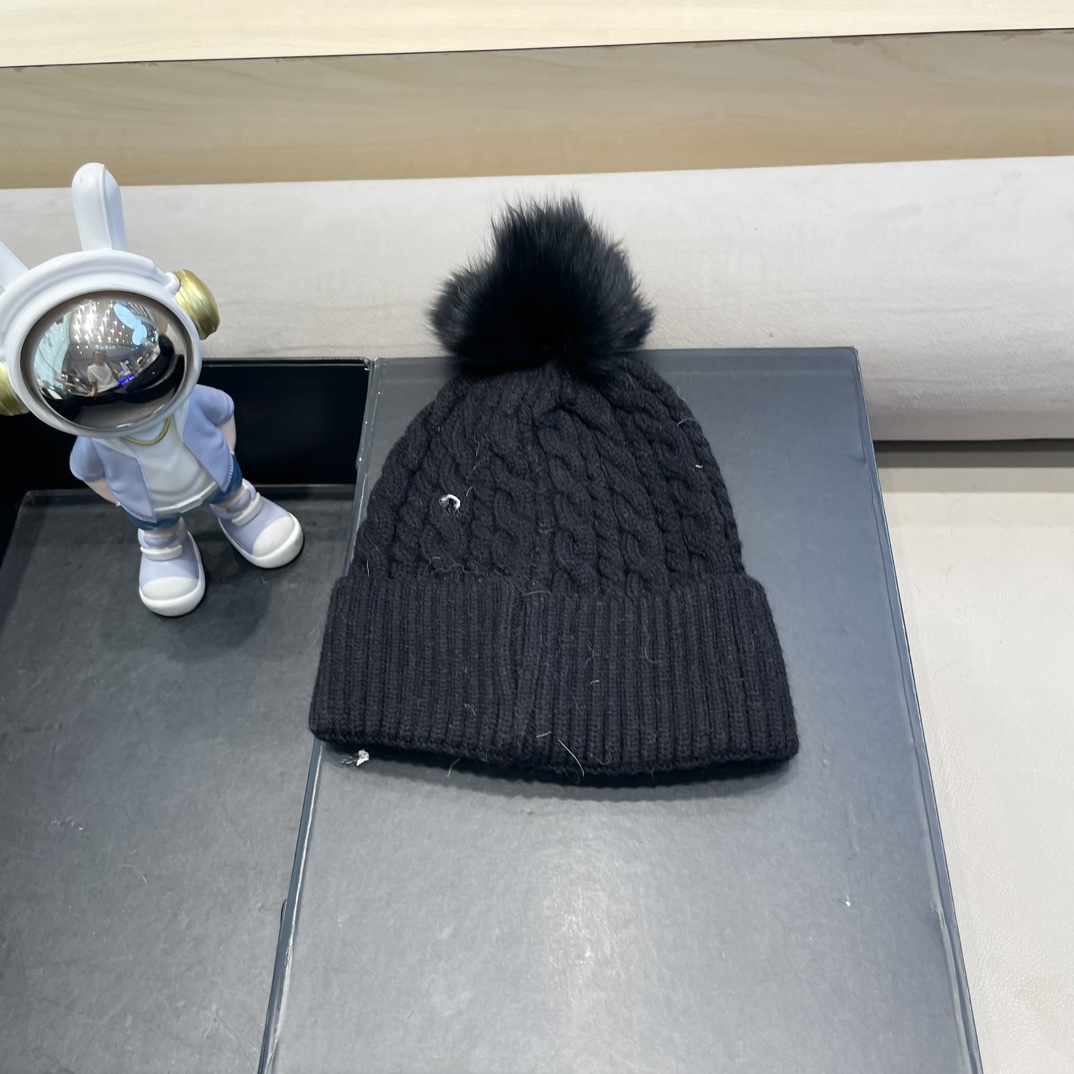  moncler加绒毛线帽女款冬季保暖加厚百搭冷帽防风麻花针织帽护耳学生帽子