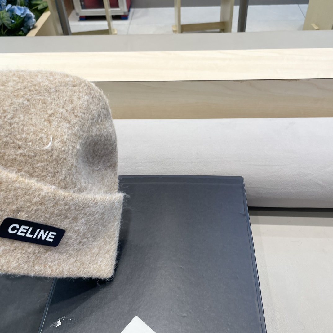 塞琳Celine高级绵羊毛男女纯色时尚百搭针织帽2024冬季亲肤舒适显脸小针织帽
