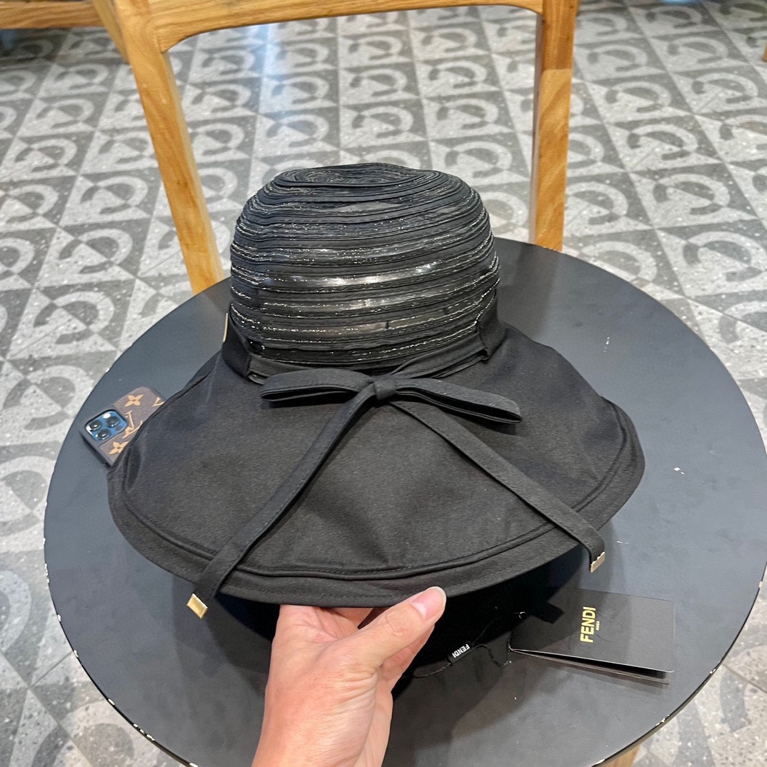 FENDI芬迪春款帽子女条纹网纱透气蝴蝶结渔夫帽大帽檐遮阳帽夏季防晒太阳帽