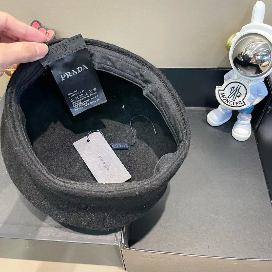  普拉达PRADA 秋冬季2024新款羊毛呢保暖贝雷帽子女韩版网红大头围显脸小画家帽