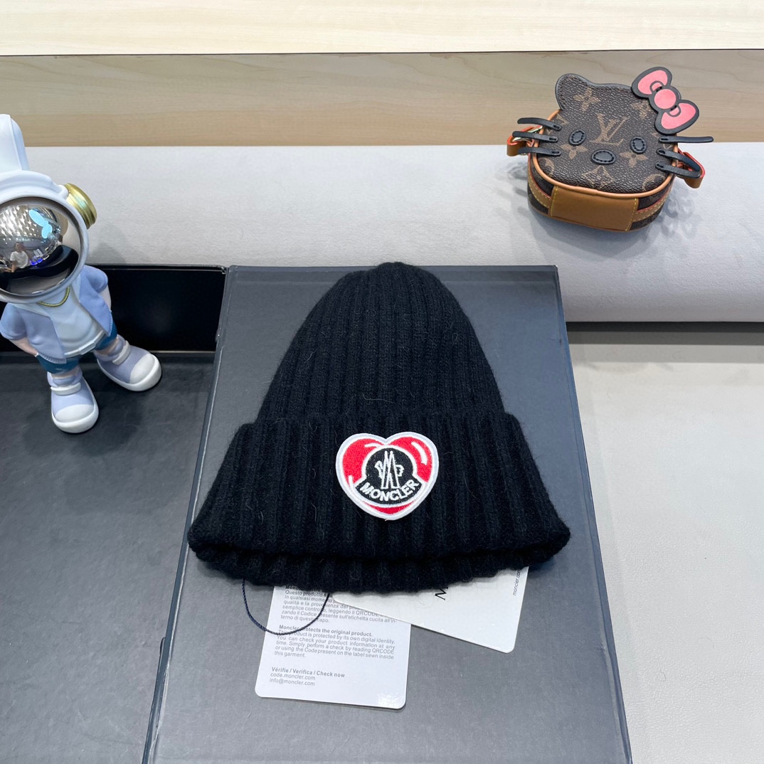 【MONCELER蒙口】2024秋冬新款兔毛毛线帽，设计款男女可戴，出街超好搭配！
