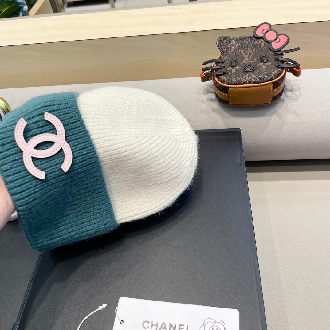   Chanel香奈儿秋冬新款毛线帽 羊毛面料，内标齐全