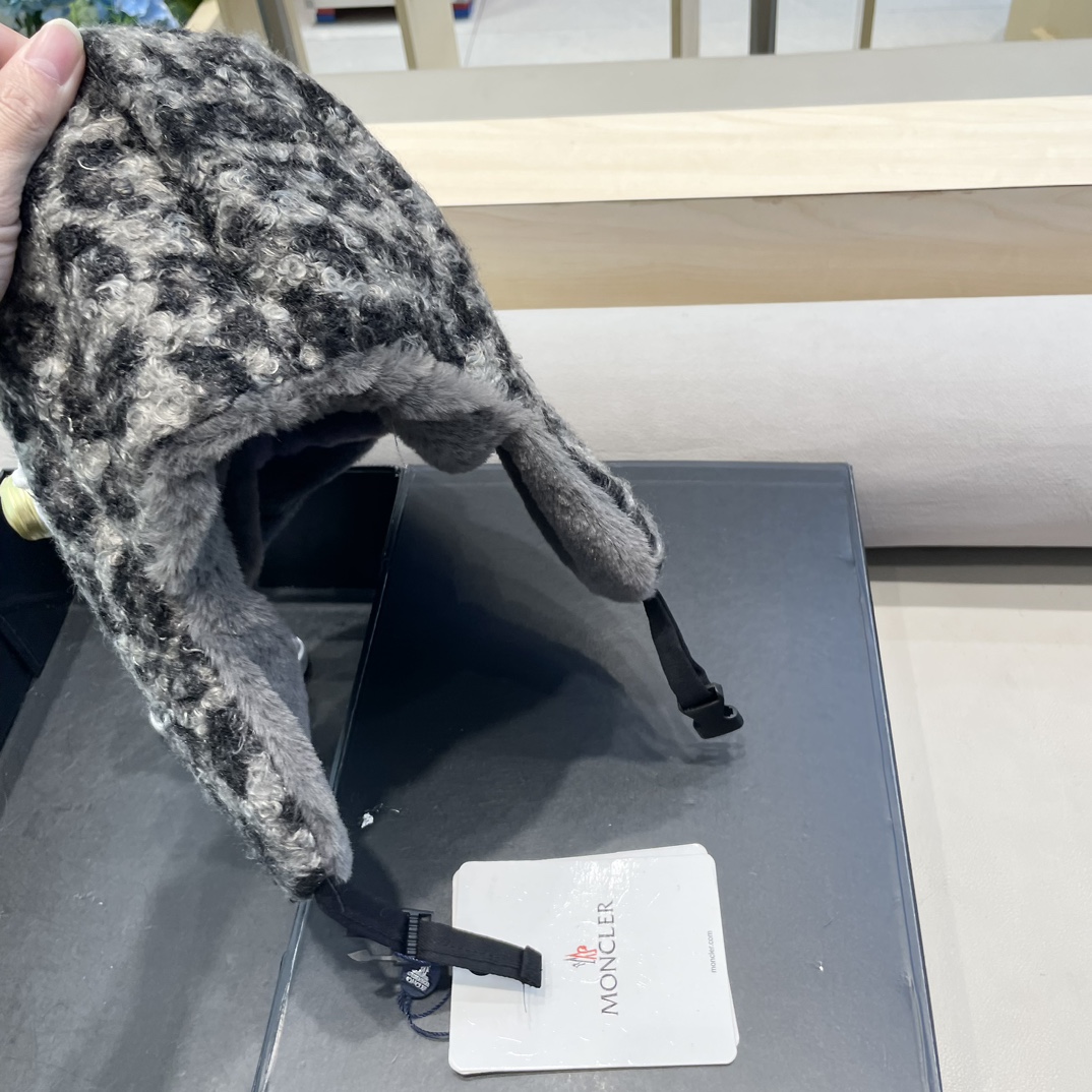  moncler冬季韩豹纹加绒加厚雷锋帽冬天户外保暖护耳帽男女抗寒休闲套头帽