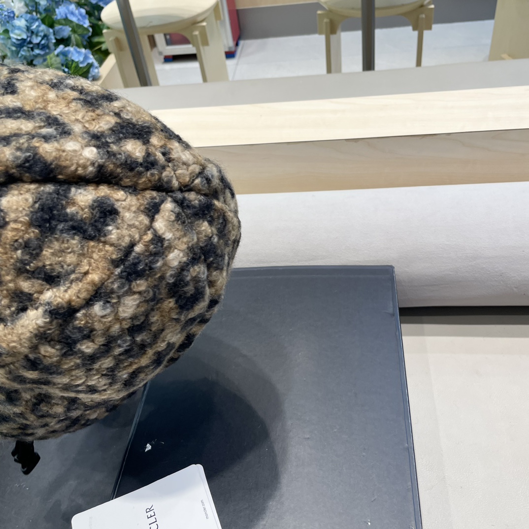  moncler冬季韩豹纹加绒加厚雷锋帽冬天户外保暖护耳帽男女抗寒休闲套头帽