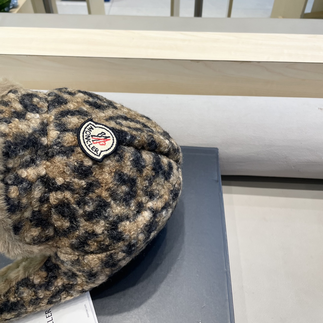  moncler冬季韩豹纹加绒加厚雷锋帽冬天户外保暖护耳帽男女抗寒休闲套头帽