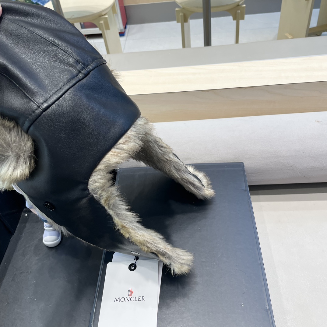  moncler吉普冬季加厚保暖帽子骑行加绒护耳雷锋帽东北户外顶风棉帽