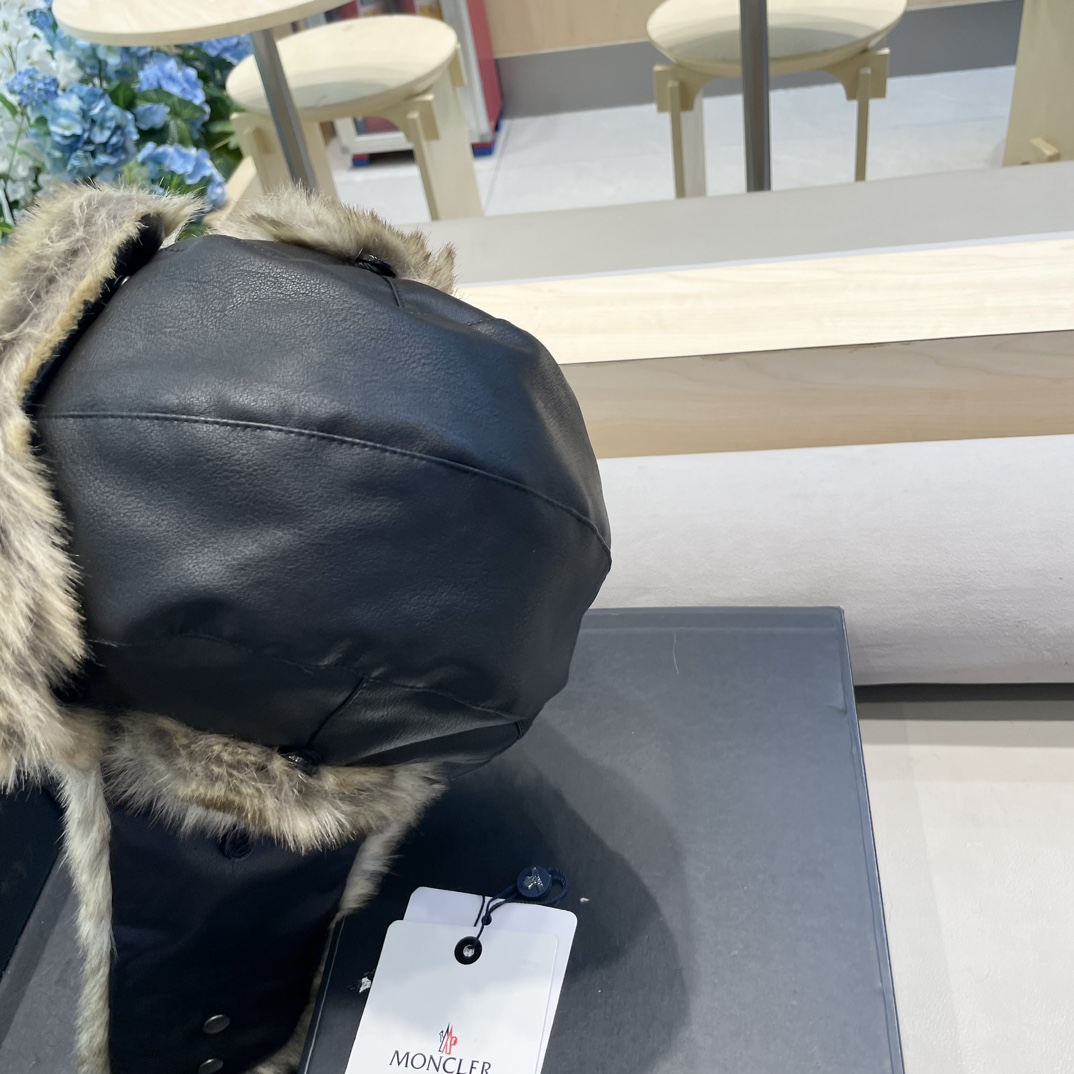  moncler吉普冬季加厚保暖帽子骑行加绒护耳雷锋帽东北户外顶风棉帽