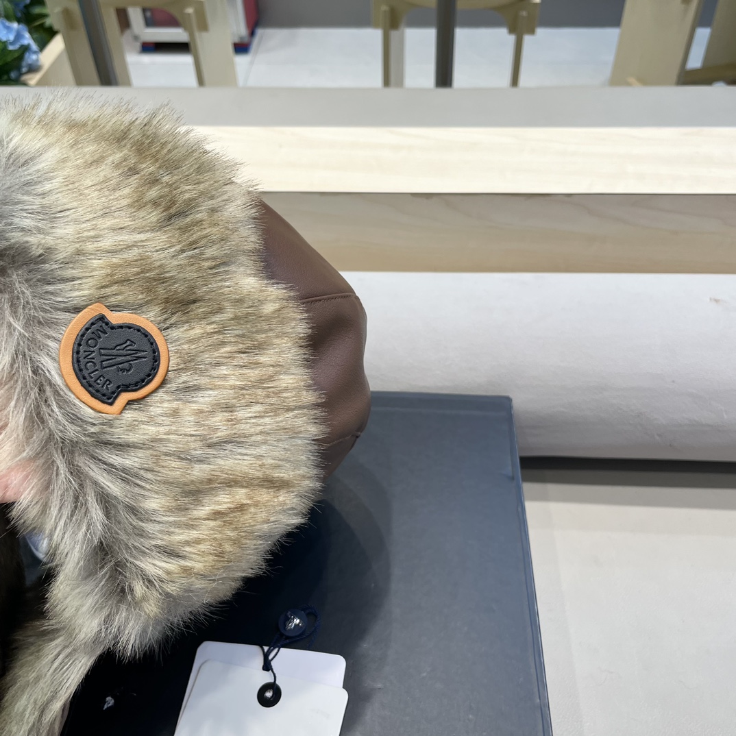  moncler吉普冬季加厚保暖帽子骑行加绒护耳雷锋帽东北户外顶风棉帽