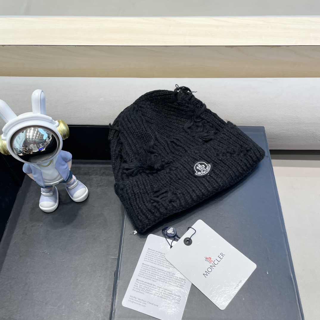   moncler韩版休闲百搭情侣帽大头围针织帽子女秋冬保暖护耳破洞毛线帽潮流
