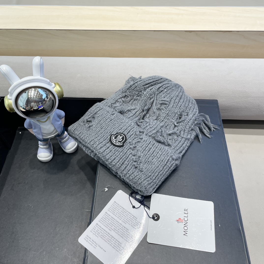   moncler韩版休闲百搭情侣帽大头围针织帽子女秋冬保暖护耳破洞毛线帽潮流