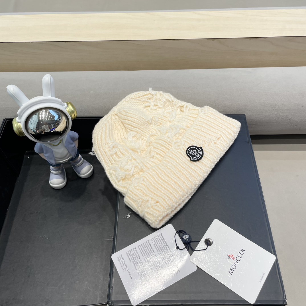   moncler韩版休闲百搭情侣帽大头围针织帽子女秋冬保暖护耳破洞毛线帽潮流