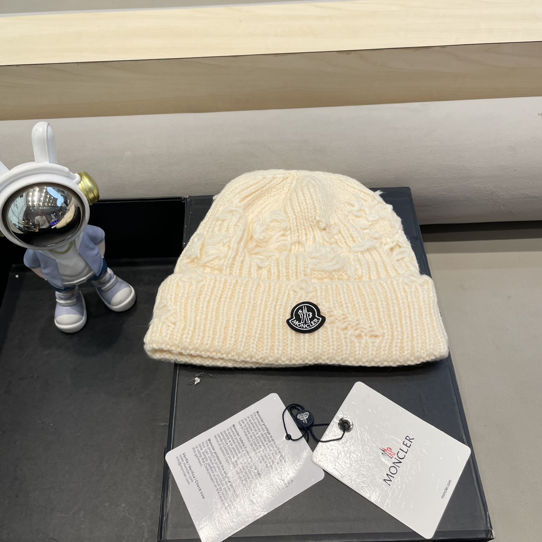   moncler韩版休闲百搭情侣帽大头围针织帽子女秋冬保暖护耳破洞毛线帽潮流