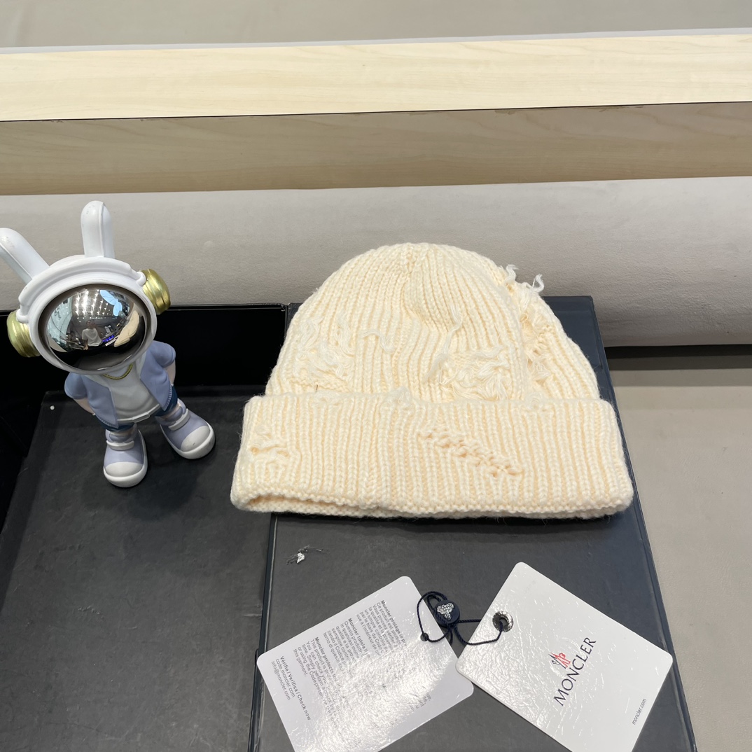   moncler韩版休闲百搭情侣帽大头围针织帽子女秋冬保暖护耳破洞毛线帽潮流