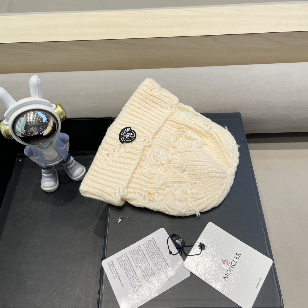   moncler韩版休闲百搭情侣帽大头围针织帽子女秋冬保暖护耳破洞毛线帽潮流