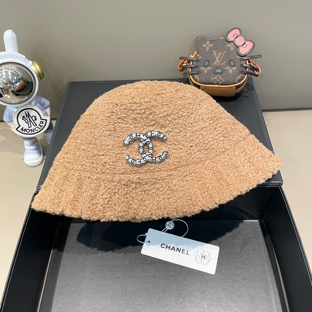 NO:364538,Chanel Chanel lamb velvet hat women's winter new style fisherman hat women autumn and winter plush versatile cold-proof and warm basin hat hat fisherman hat baseball hat knit hat, hat, chanel, chanel, espadrilles, hatsChanel香奈儿羊羔绒帽子女冬款新款渔夫帽女士秋冬季毛绒百搭防寒保暖盆帽帽子渔夫帽棒球帽针织帽,帽子,chanel,chanel,espadrilles,hats,hat