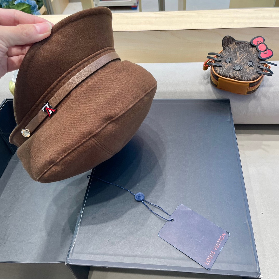  路易威登黑色贝雷帽女秋冬新款日系大头围蓓蕾帽显脸小八角画家帽子春