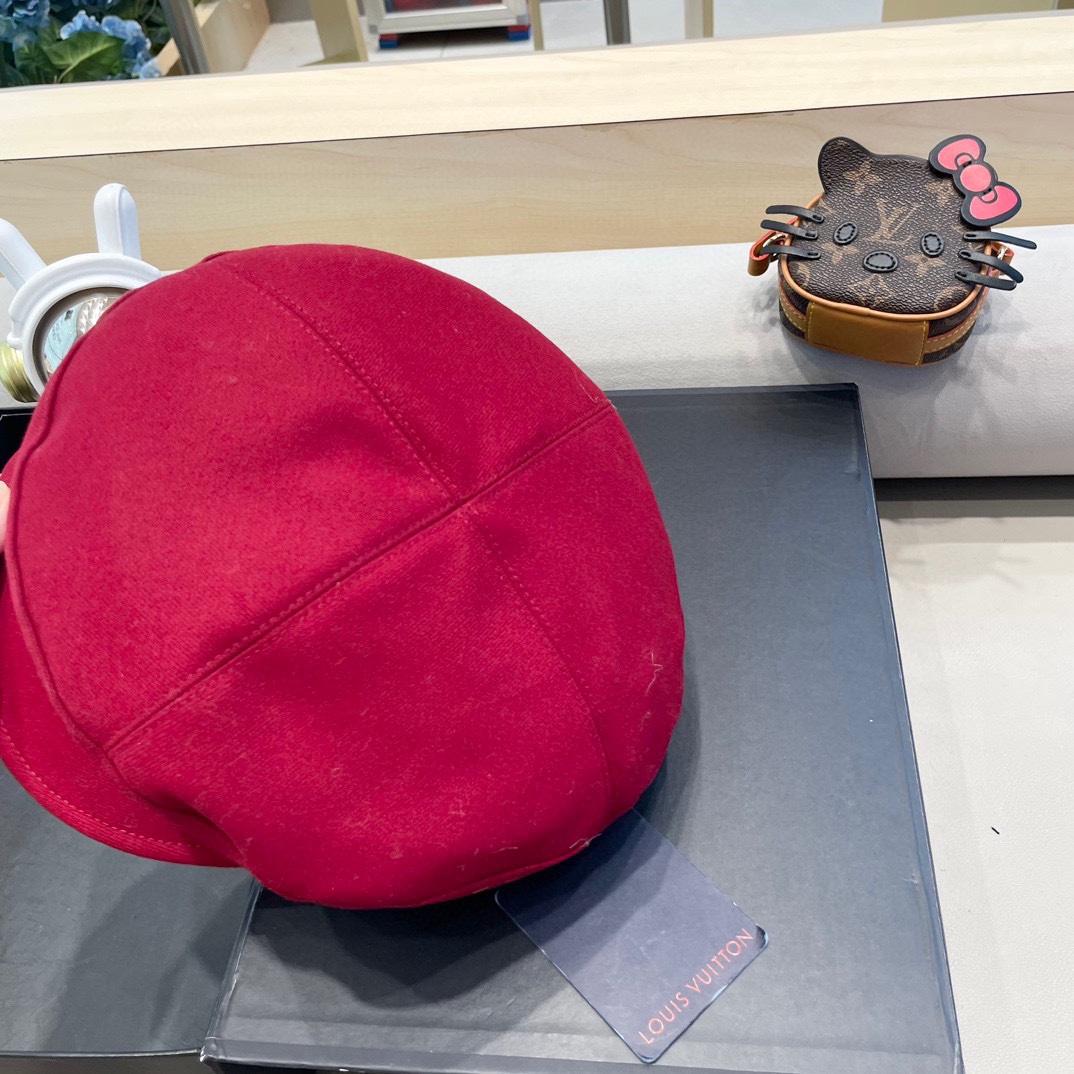  路易威登黑色贝雷帽女秋冬新款日系大头围蓓蕾帽显脸小八角画家帽子春