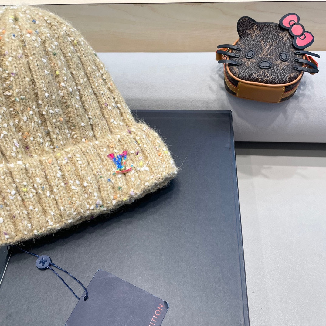  路易威登lv日系彩色毛线帽女秋冬2024新款保暖帽子百搭护耳保暖显脸小针织帽