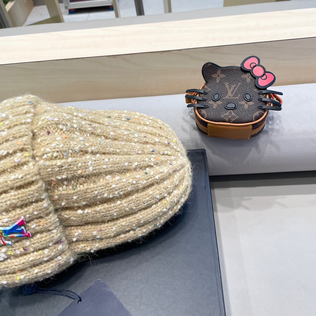  路易威登lv日系彩色毛线帽女秋冬2024新款保暖帽子百搭护耳保暖显脸小针织帽