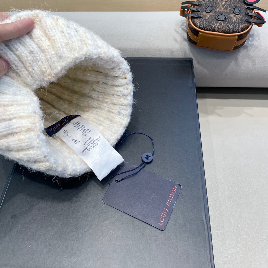  路易威登lv日系彩色毛线帽女秋冬2024新款保暖帽子百搭护耳保暖显脸小针织帽