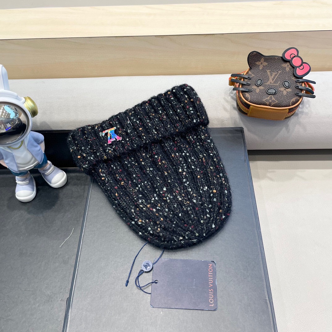  路易威登lv日系彩色毛线帽女秋冬2024新款保暖帽子百搭护耳保暖显脸小针织帽