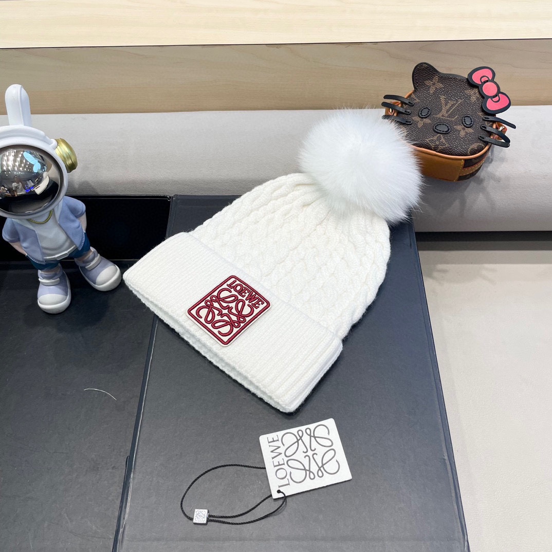 【LOEWE罗意威】2024早秋简约针织毛线帽，毛绒材质，非常百搭