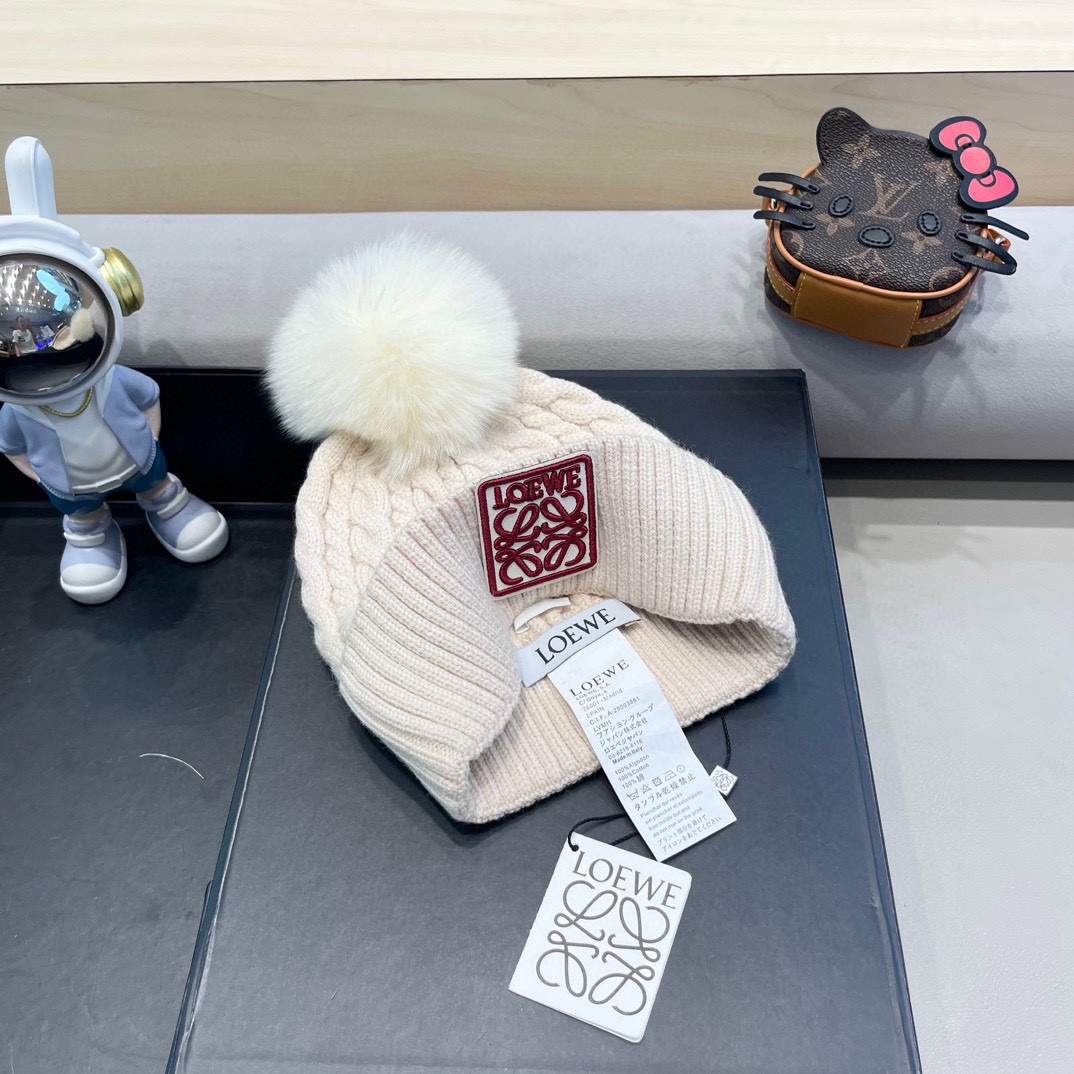 【LOEWE罗意威】2024早秋简约针织毛线帽，毛绒材质，非常百搭