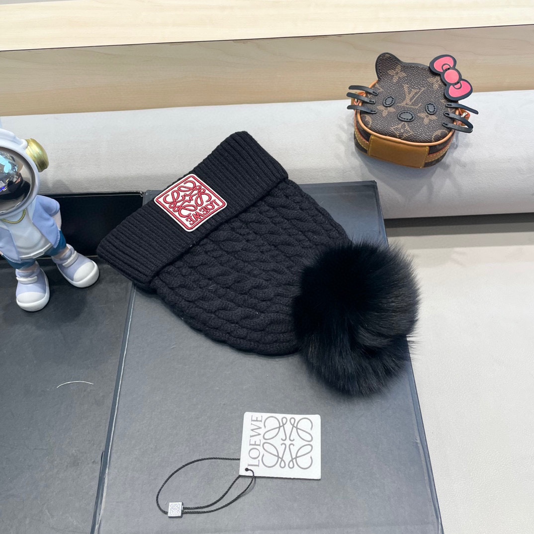 【LOEWE罗意威】2024早秋简约针织毛线帽，毛绒材质，非常百搭