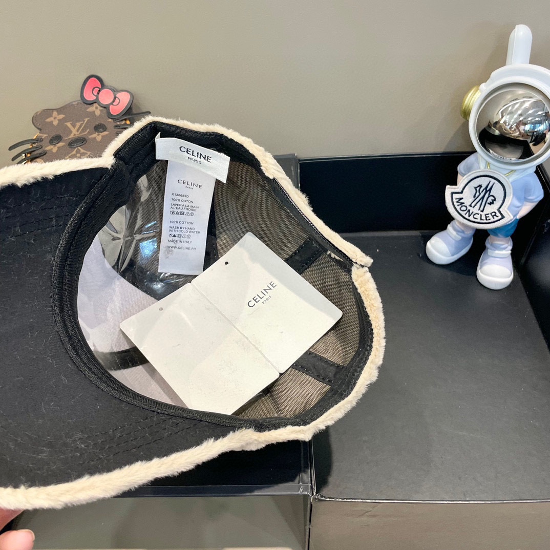  Celine赛琳新款韩版ins毛绒竖条纹鸭舌帽子女冬季保暖防寒百搭弯檐棒球帽男