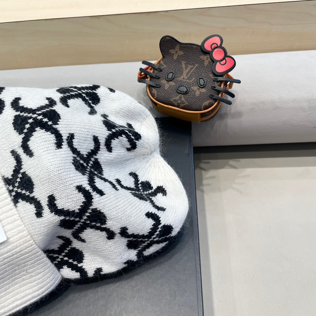  CELINE塞琳2024秋冬新款针织羊毛帽，毛线帽，50羊毛%50兔毛，跑量多色