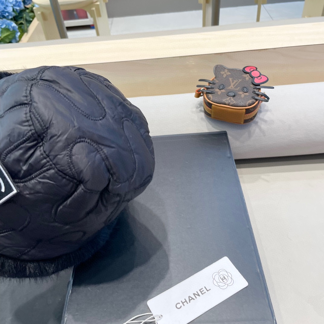Chanel 2024新款秋冬季女东北棉帽防风保暖护耳防寒加厚冬天毛绒渔夫帽子