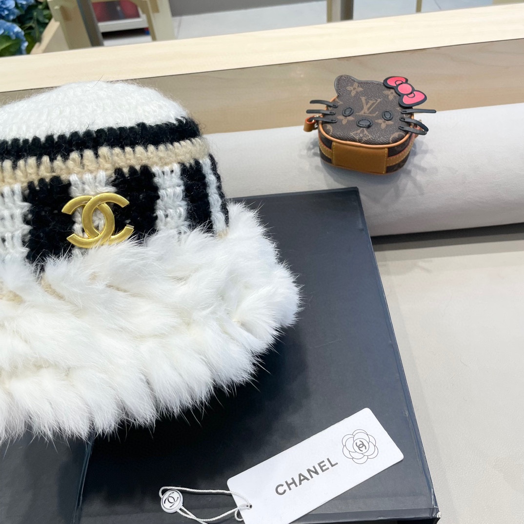   Chanel 兔毛边帽子女新款毛绒绒线帽秋冬保暖韩版百搭可爱休闲渔夫帽盆帽