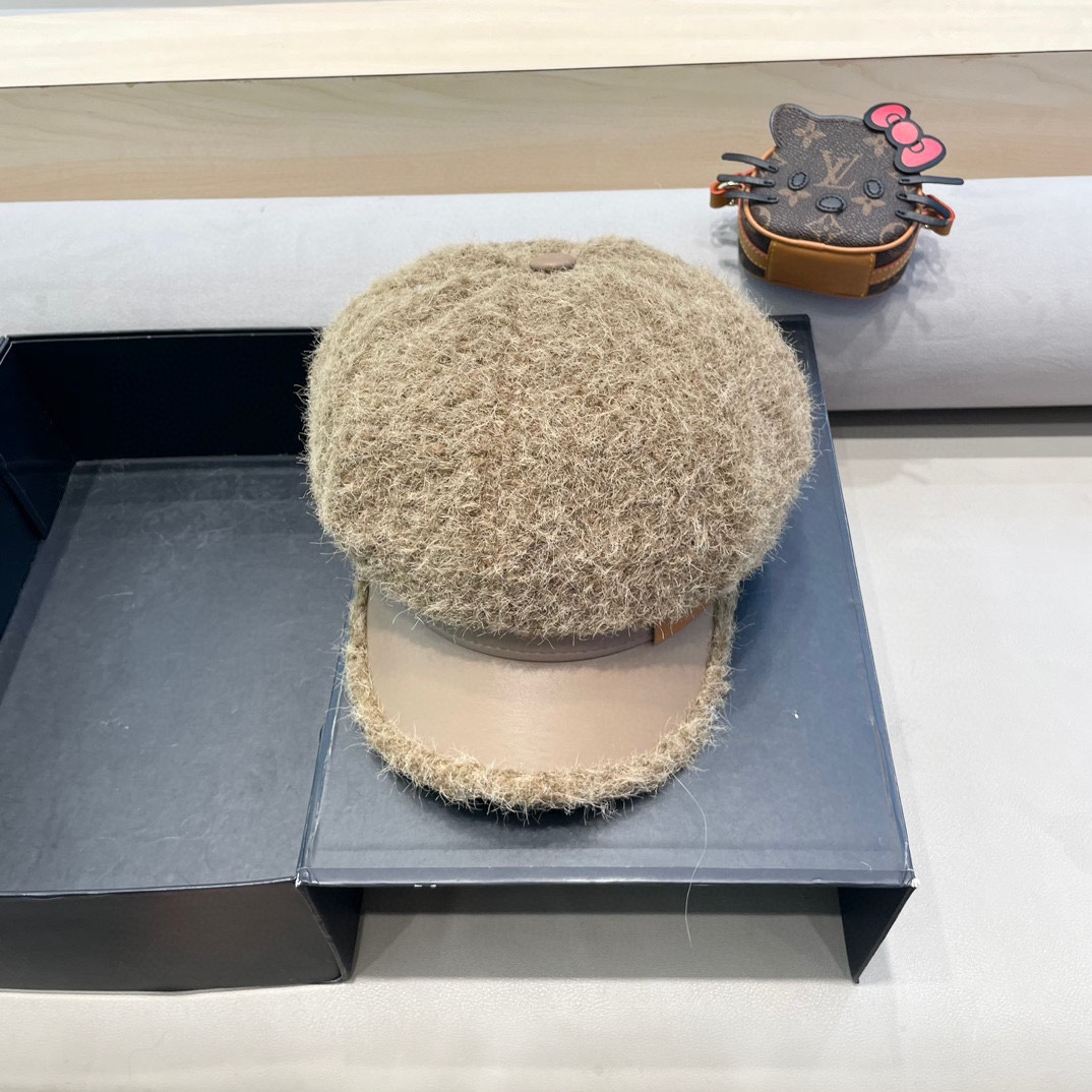  Dior迪奥新款韩版2024年秋冬休闲鸭舌帽   时尚字母拼接女士贝雷帽子