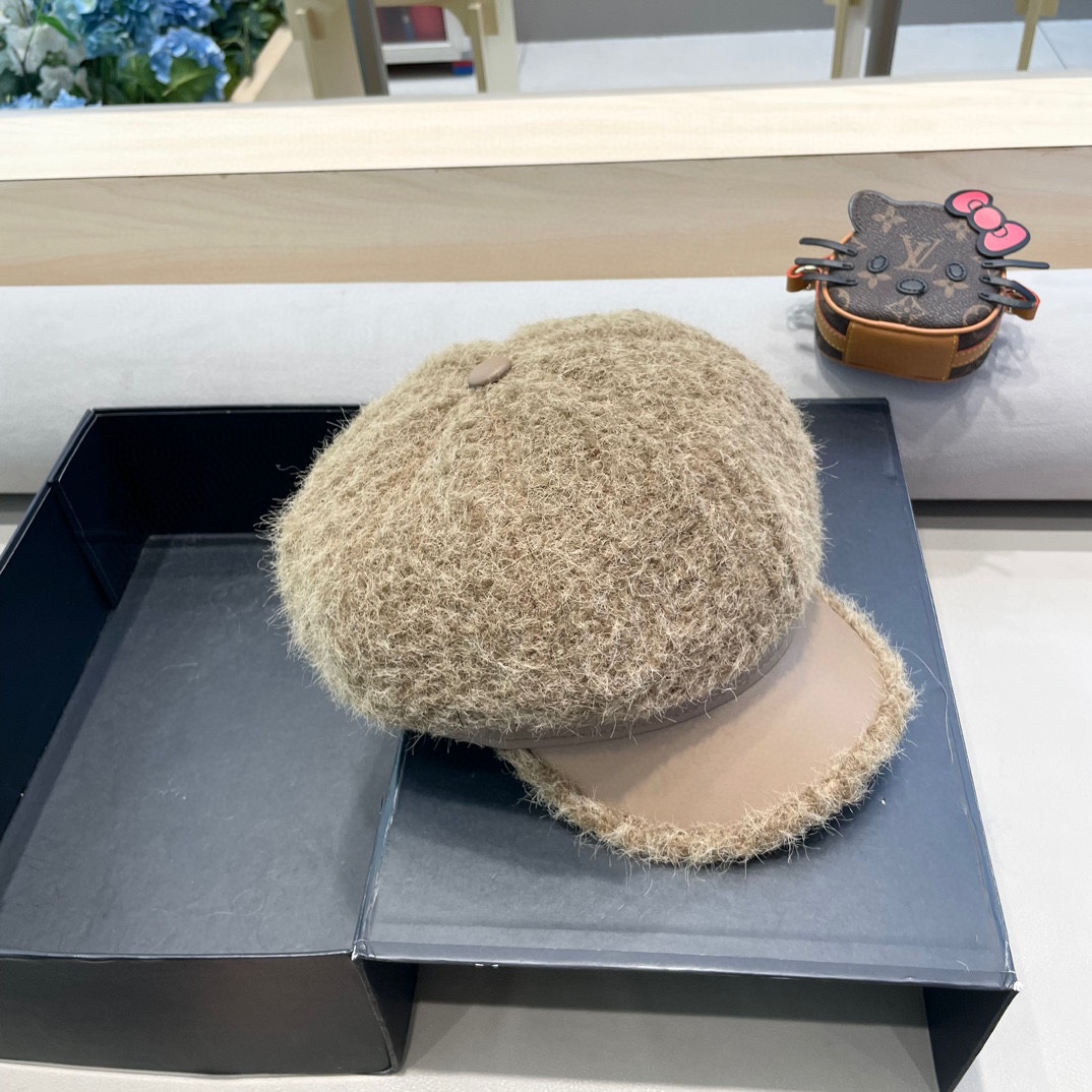  Dior迪奥新款韩版2024年秋冬休闲鸭舌帽   时尚字母拼接女士贝雷帽子