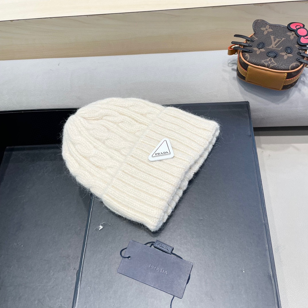  普拉达Prada秋冬韩版百搭兔毛针织帽保暖小头围麻花日系休闲纯色复古毛线帽潮