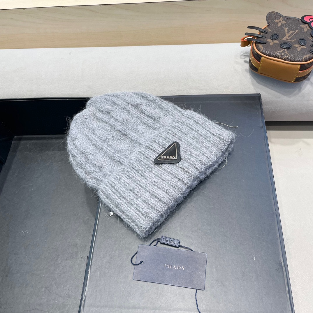 普拉达Prada秋冬韩版百搭兔毛针织帽保暖小头围麻花日系休闲纯色复古毛线帽潮