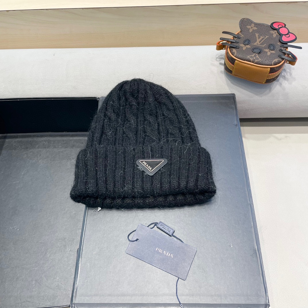  普拉达Prada秋冬韩版百搭兔毛针织帽保暖小头围麻花日系休闲纯色复古毛线帽潮