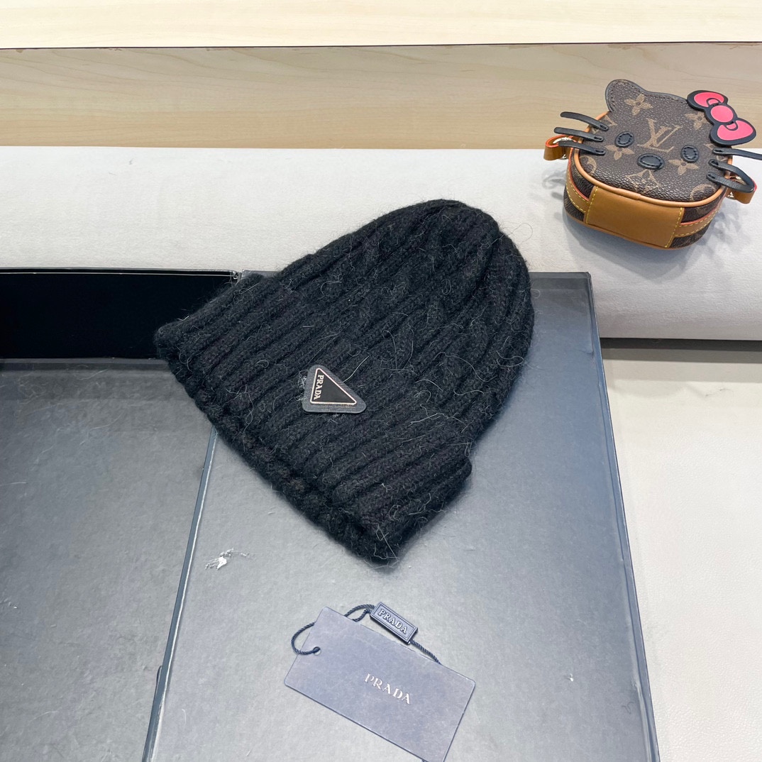 普拉达Prada秋冬韩版百搭兔毛针织帽保暖小头围麻花日系休闲纯色复古毛线帽潮