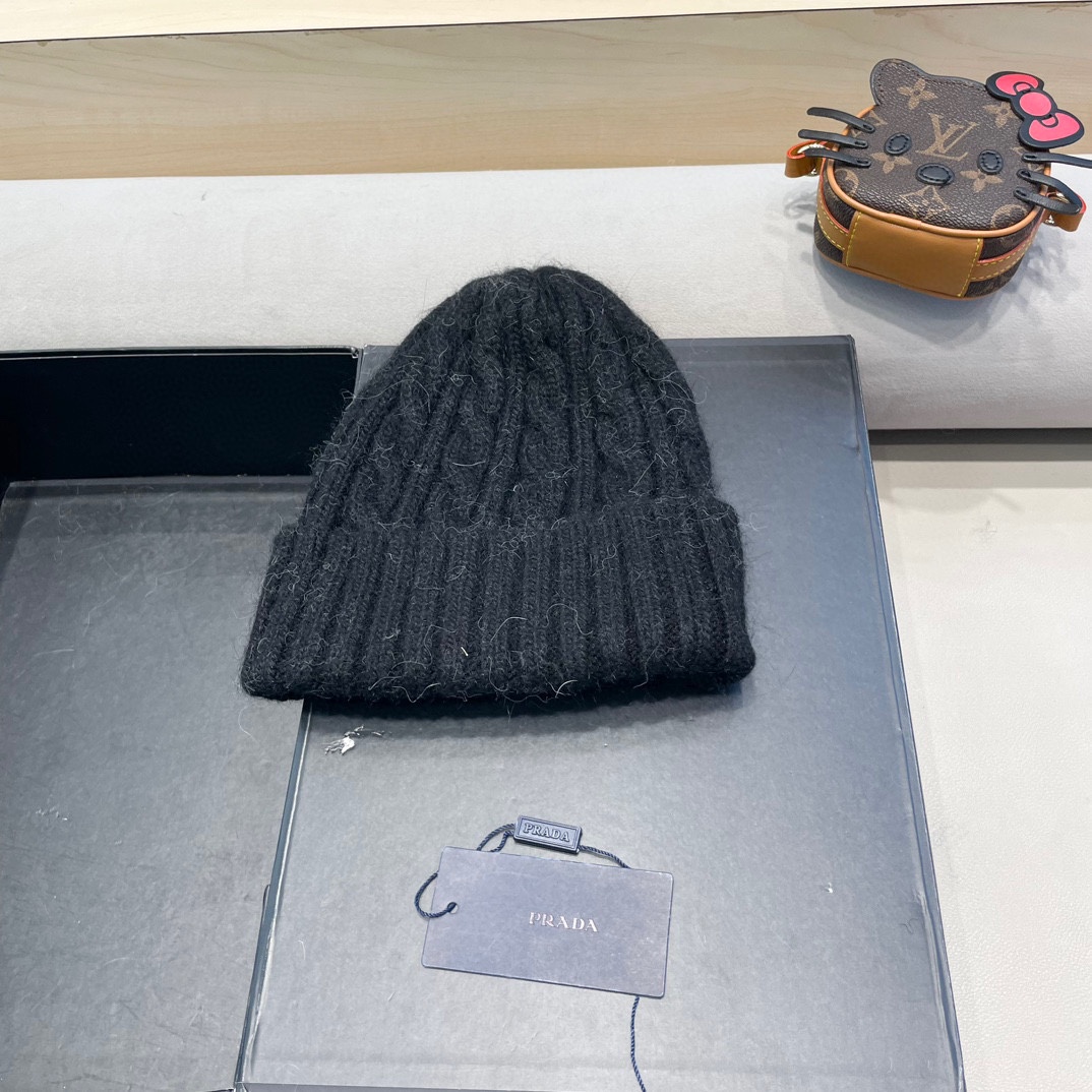  普拉达Prada秋冬韩版百搭兔毛针织帽保暖小头围麻花日系休闲纯色复古毛线帽潮